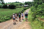 Rondreizen / Azië / Vietnam Yomads - Vietnam, 12 dagen Code 950079 R Internationale groep unique travel experiences for the 20s and 30s, rondreis langs hotels, homestay and lodges Zie www.yomads.