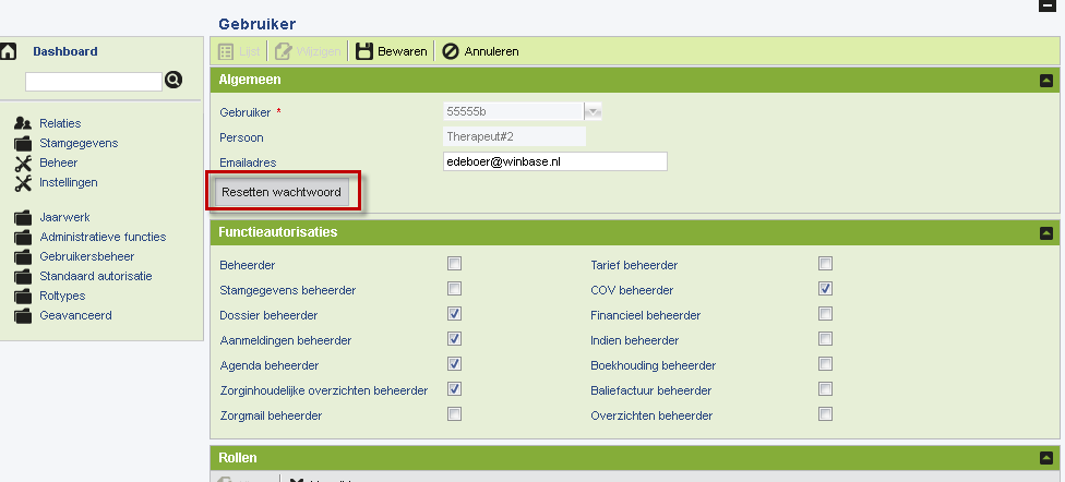 Klik op de knop Wijzigen. Pas de rechten aan door vinkjes te plaatsen of weg te halen. Klik op de knop Bewaren. Hoe kunt u het wachtwoord van de admin-gebruiker wijzigen?