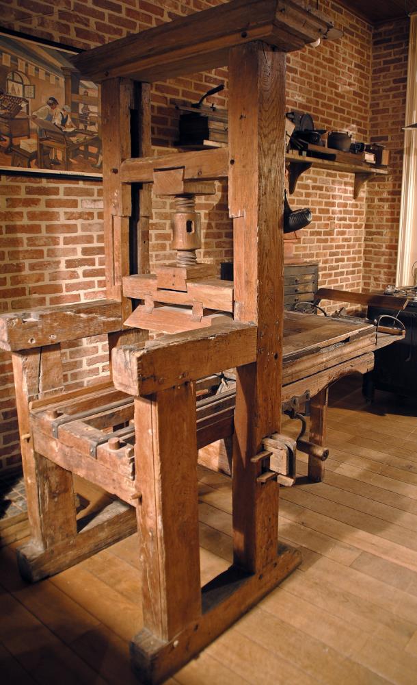 Geniet mee van deze boeiende zoektocht Een terugblik naar de negentiende eeuw Zoektocht naar de geschiedenis van de houten drukpers De houten drukpers in de vernieuwde opstelling van de Historische