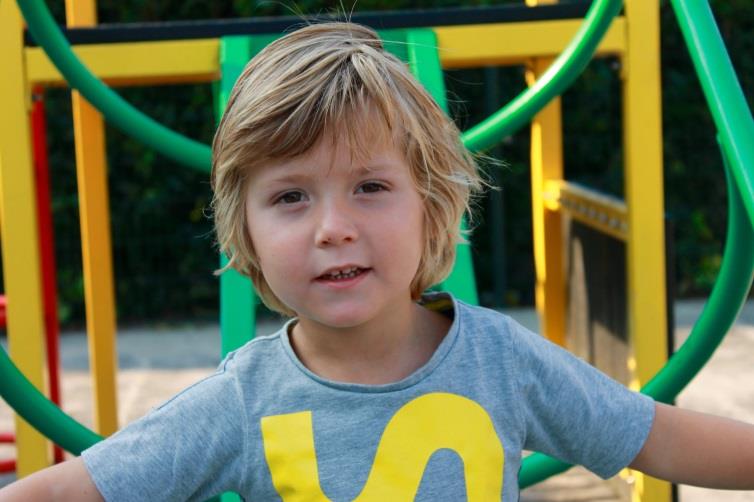 Meester Henk Jan geeft les in groep 7. Juf Janneke (groep 3) geniet ouderschapsverlof en wordt vervangen door juf Marlon. We wensen Henk Jan en Marlon een fijne tijd toe op de Oranjeschool.