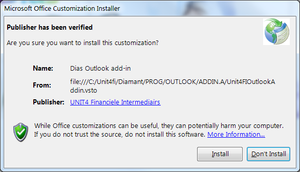 Hoofdstuk 6, Outlookkoppeling installeren 1. Klik op Outlookkoppeling installeren om de installatie te starten. U ziet onderstaand venster verschijnen: 2.