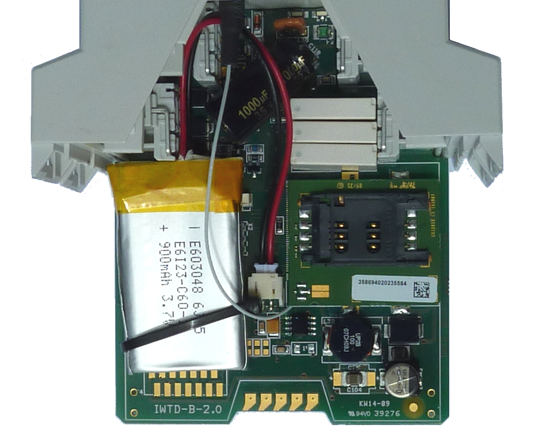 2 2.1 Installatie Voedin De UDSO dient te worden evoed vanuit een separate 24 volt DC voedin. Deze voedin dient alleen ebruikt te worden voor de UDSO module, bijbehorende sinaal omvormers en opnemers.