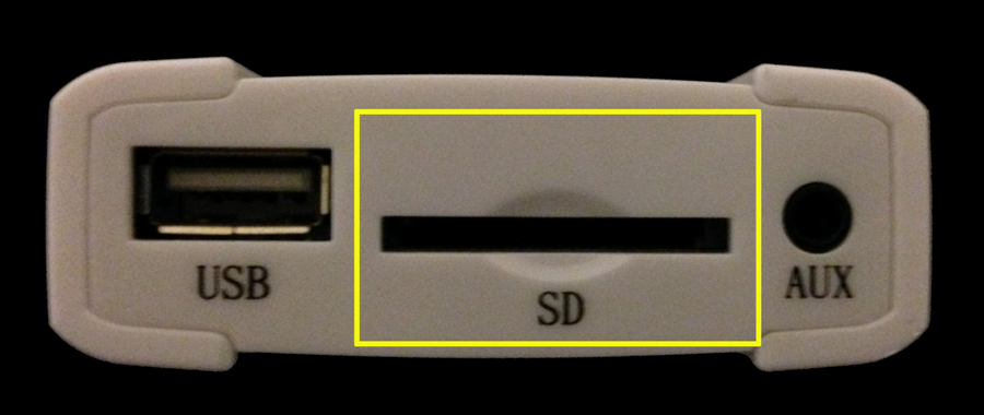 AUX input: Externe AUX input via 3.5 mm jack aansluiting voor het aansluiten van externe audio bronnen zoals: - Laptop - MP3 speler - DVD speler - Etc. USB: Input voor het aansluiten van een USB-bron.