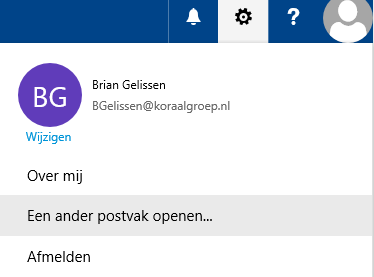 Mails worden niet als doorgestuurd of als beantwoord gemarkeerd bij een gedeelde map. Voor een gedeeld postvak onder het eigen postvak is dit helaas niet meer mogelijk.