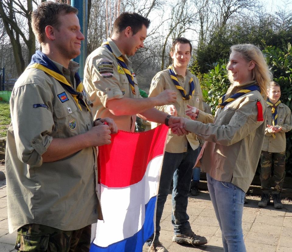 Vrijwilligersorganisatie Scouting is een organisatie van vrijwilligers. Enthousiaste mensen, veelal zelf als kind scout geweest, die kinderen een plezierige vrijetijdsbesteding willen bezorgen.