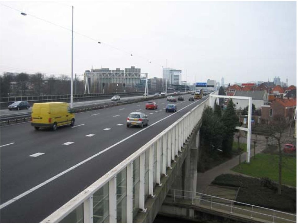 tijden overbelast Gevaarlijke kruising over de Westvlietweg Veiligheid verbeteren vanwege: