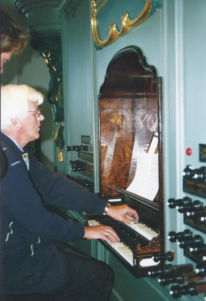 Catrinus bespeelde vele orgels in
