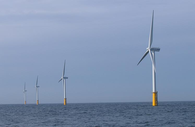 19. Windenergie opnieuw een factor van betekenis Opwekking van elektriciteit en hulpbron bij de voortstuwing van schepen in de 21e eeuw Het uiterlijk van de hedendaagse windmolens wijkt sterk af van