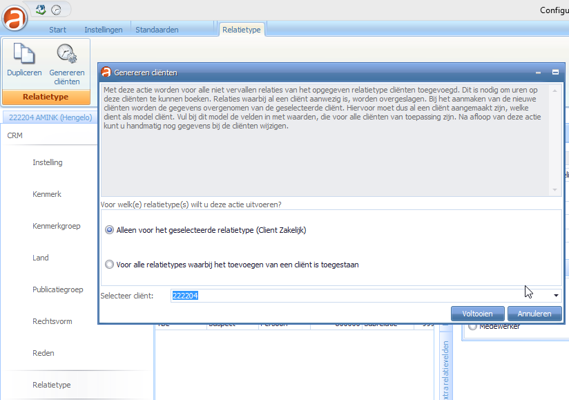 Stap 8. Genereren cliënten Nadat de relaties geïmporteerd zijn wilt u wellicht voor bepaalde relatietypes ook de cliënten genereren. Dit is mogelijk in Configuratiescherm CRM Relatietype.