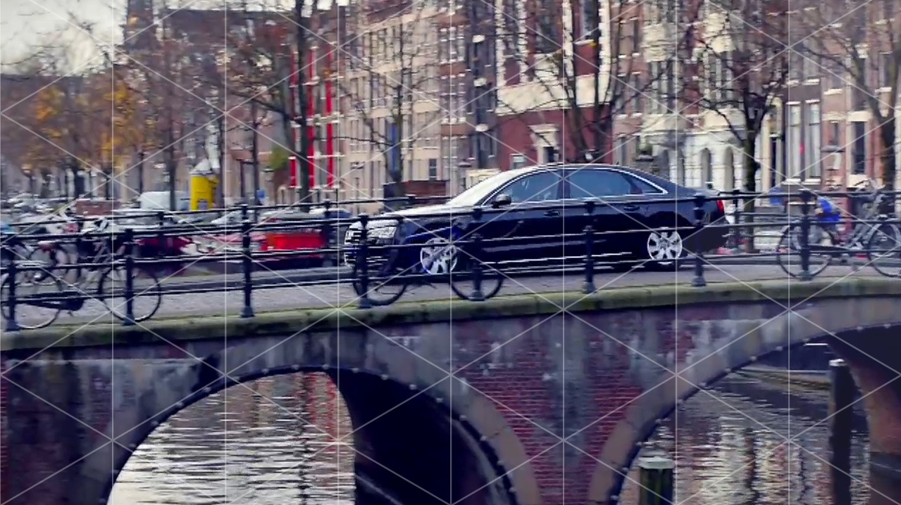 INTRO HOGESCHOOL VAN AMSTERDAM RICHTLIJNEN HVA-VIDEO VERSIE 1.0 8 1. Het HvA logo verschijnt links verticaal gecentreerd in beeld. 2.