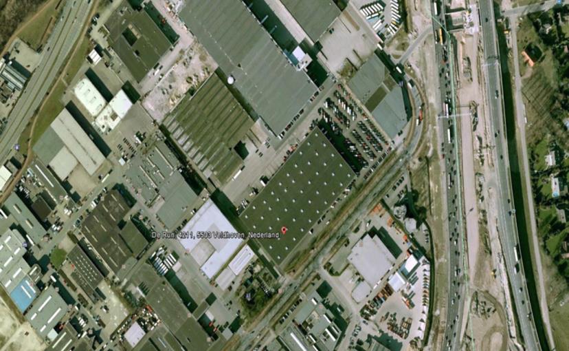 OMGEVINGSFACTOREN Het logistieke centrum is gelegen op bedrijventerrein 'De Run' te Veldhoven, naast het voormalige Veilingterrein.