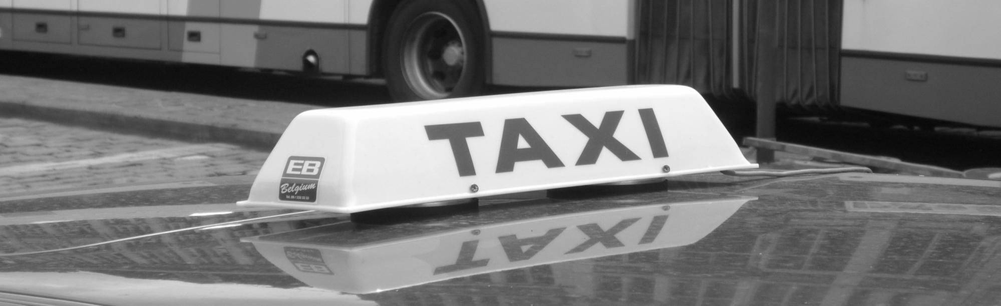 Taxidiensten & Diensten voor het verhuren van