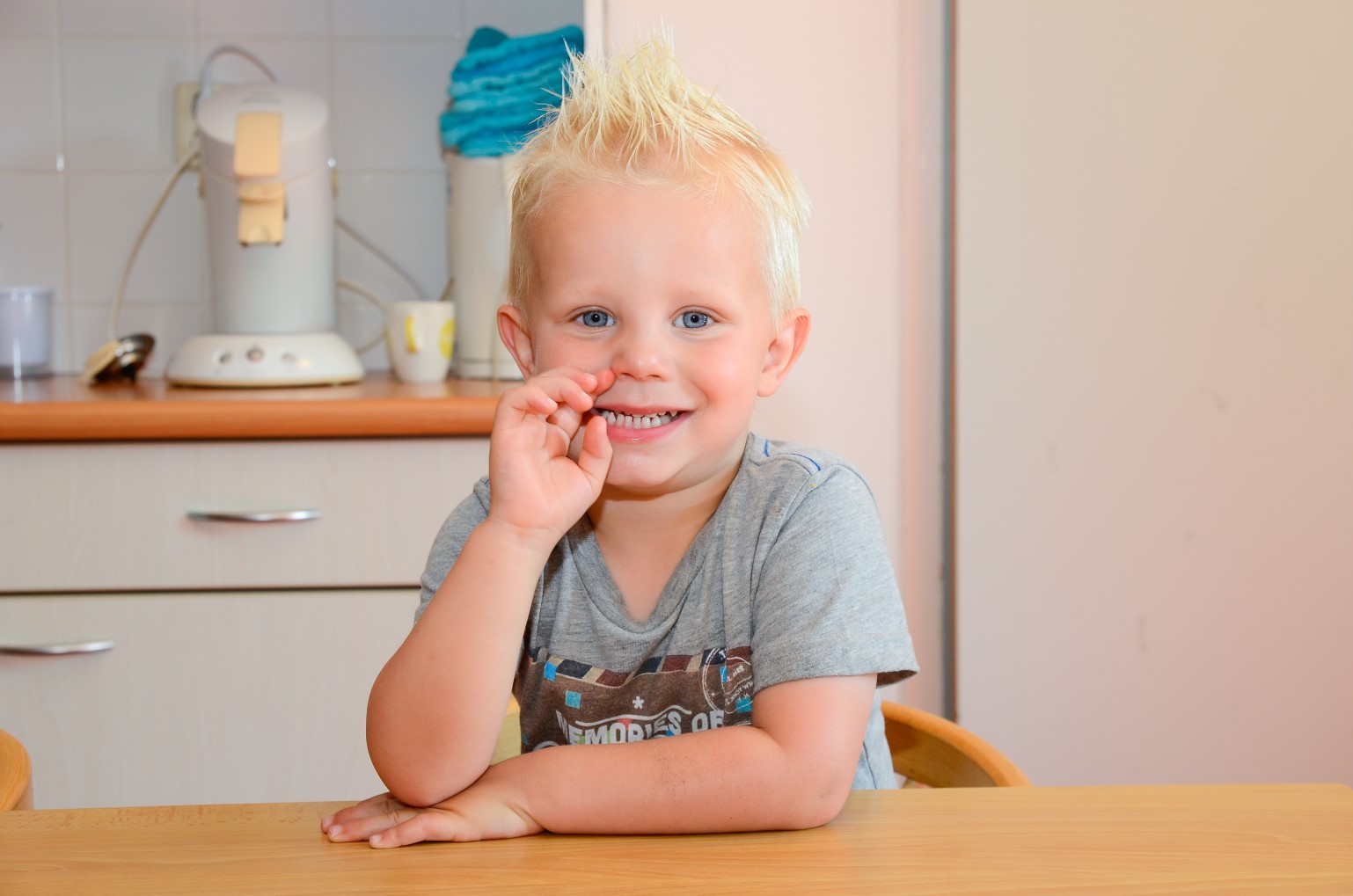 Op ons kinderdagverblijf spelen, ontdekken en groeien wij samen met uw kind van 0 tot 4 jaar. De ontwikkeling staat in het teken van geborgenheid en veiligheid.