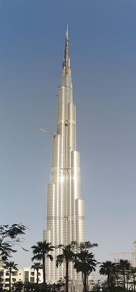 Dubai, 828 m