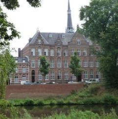 1500-2000 Students Graduate School Den Bosch Tilburg