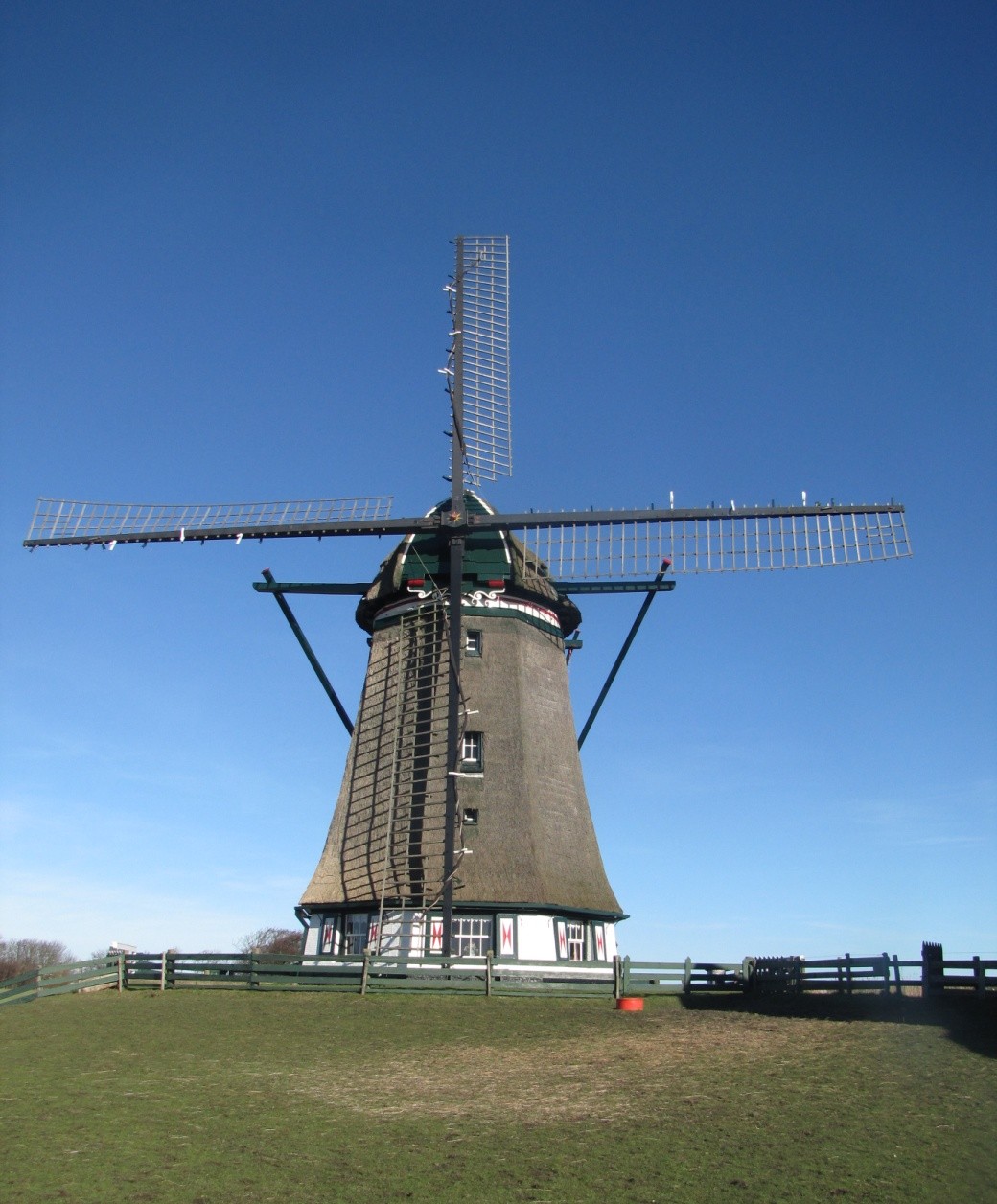 Toelichting op de restauratie van poldermolen Het Noorden te Oosterend Behoort bij besluit van Burgemeester en Wethouders van Texel, zaaknummer: 1265420 kenmerk