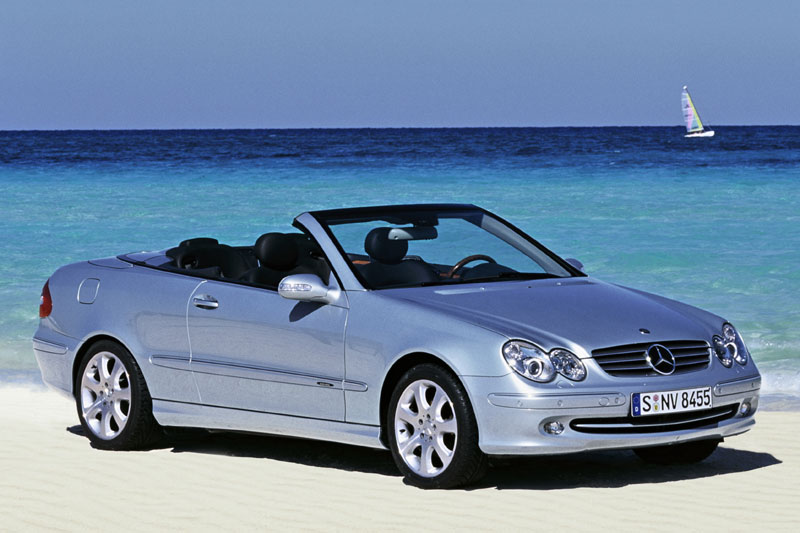 Finnik Autorapport - Mercedes-Benz CLK-klasse Cabrio Personenauto Kentekenstatus (Geldig, gedemonteerd, geëxporteerd of ongeldig)