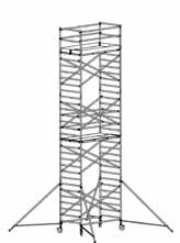 14. Ga op het platform staan en plaats twee 7 sport opbouwframes op het basisdeel van de rolsteiger. Borg de opbouwframes met de borgpennen. NL 15.