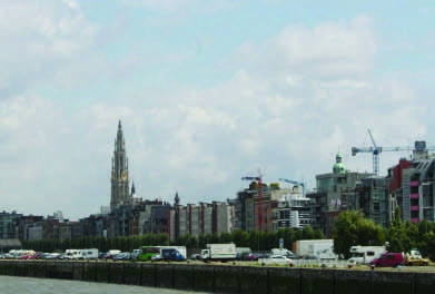 Bevolkingsdruk Het aantal inwoners in de gemeenten langs het Scheldeestuarium is sinds 1990 met 5,4% toegenomen tot bijna 2 miljoen (2008).