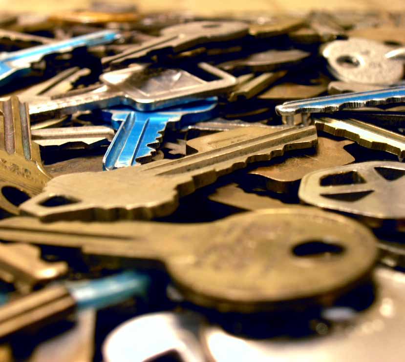 SLEUTELBEHEER Onze sleutelkasten en/of sleutelkluizen beveiligen sleutels tegen diefstal door onrechtmatige personen.