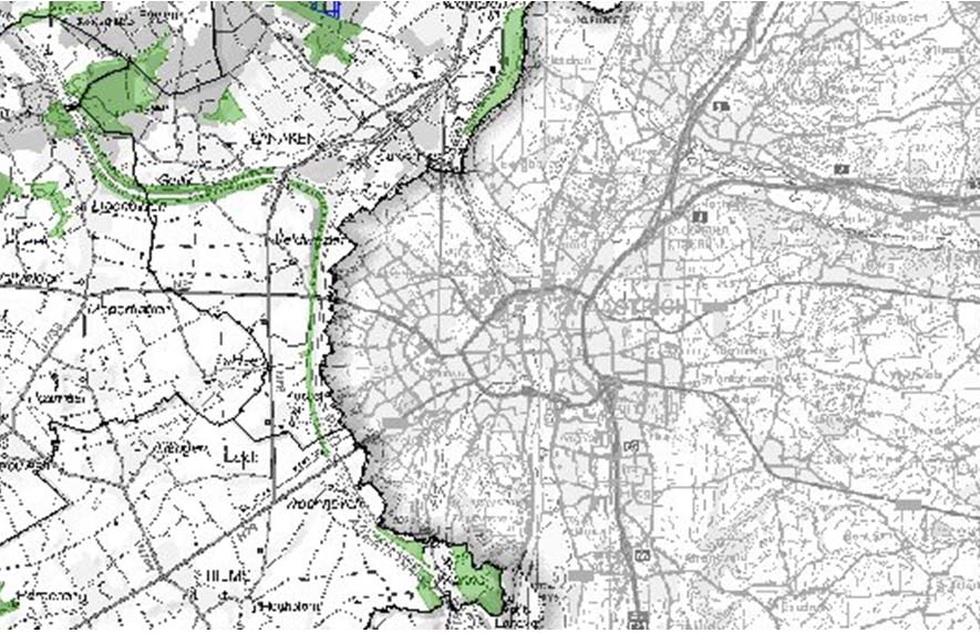 Afbeelding 3: Ligging Nederlandse Natura 2000-gebieden (gele begrenzing) en Beschermde Natuurmonumenten (oranje begrenzing) in de nabijheid van de ontwikkeling.