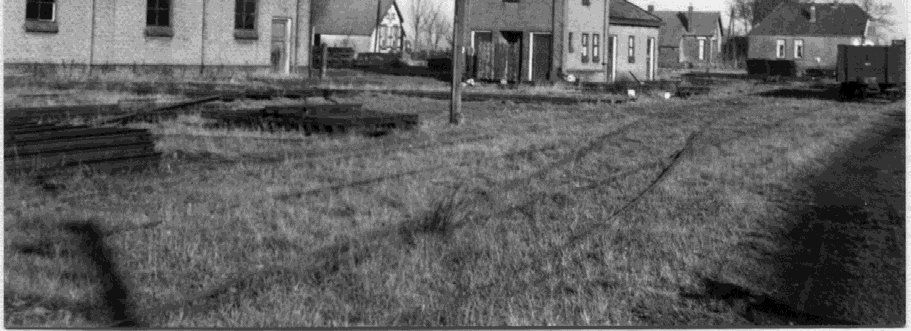 65. Appelscha, Leemdijk, december 1936. Halte ter hoogte van de Grensscheiding. Foto : Foto: M. Wladimiroff, verzameling : L.