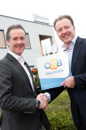 PERSBERICHT Brancheorganisatie werkt verder aan bekendheid kwaliteitskeurmerk OSB op pad om OSB-Keurmerken uit te reiken s-hertogenbosch, 9 januari 2013.
