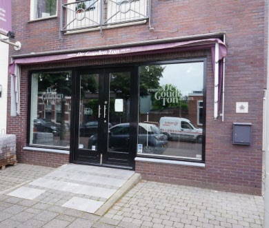 Winkelruimte B Prins Hendrikstraat 183, Breda Winkelruimte van circa 130 m² Aan het Valkeniersplein gelegen Voldoende onbetaalde