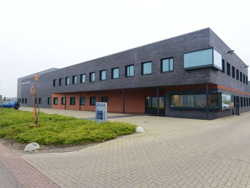 Huur kantoorpand op De Ren 9 te Groesbeek 35 per vierkante meter per jaar Aanbiedende partij: Strijbosch