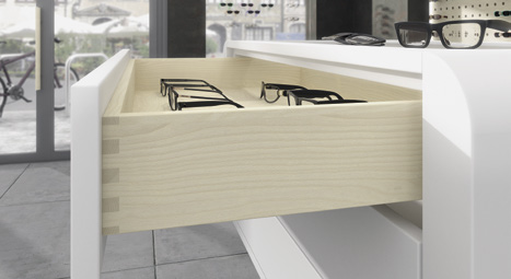 De nieuwe dimensie voor een perfect design: Quadro 4D De inrichtingstrend wordt gekenmerkt door een rechtlijnig meubeldesign met scherpe contouren.