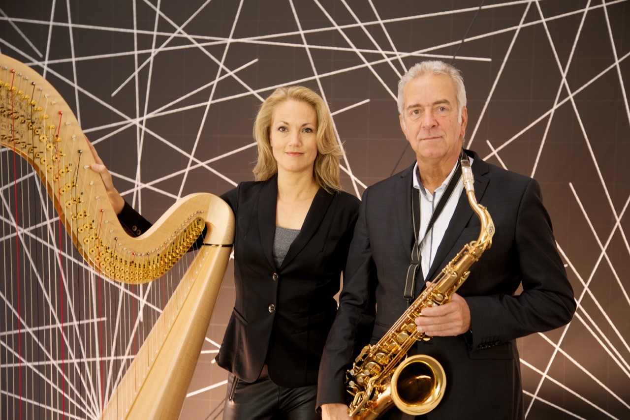 Extra Concert Lambertuskerk Vessem zondag 26 juni 2016, 15.00 u Harp Sax Duo Van Satie tot Swing Inge Frimout-Hei - harp en vocal & Jos Beeren - tenor- en sopraansaxofoon.