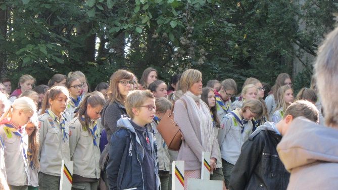 12 Provincie Limburg 27 september 2015 Sint-Katelijne-Waver De slag om Dorpveld Het is zondag, een dag om uit te slapen maar in Sint-Katelijne- Waver wordt alles in gereedheid gebracht voor de