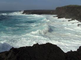 4.4. El Golfo El Golfo (1) ligt aan de westkust van Lanzarote, vlak onder het vulkaangebied Timanfaya.