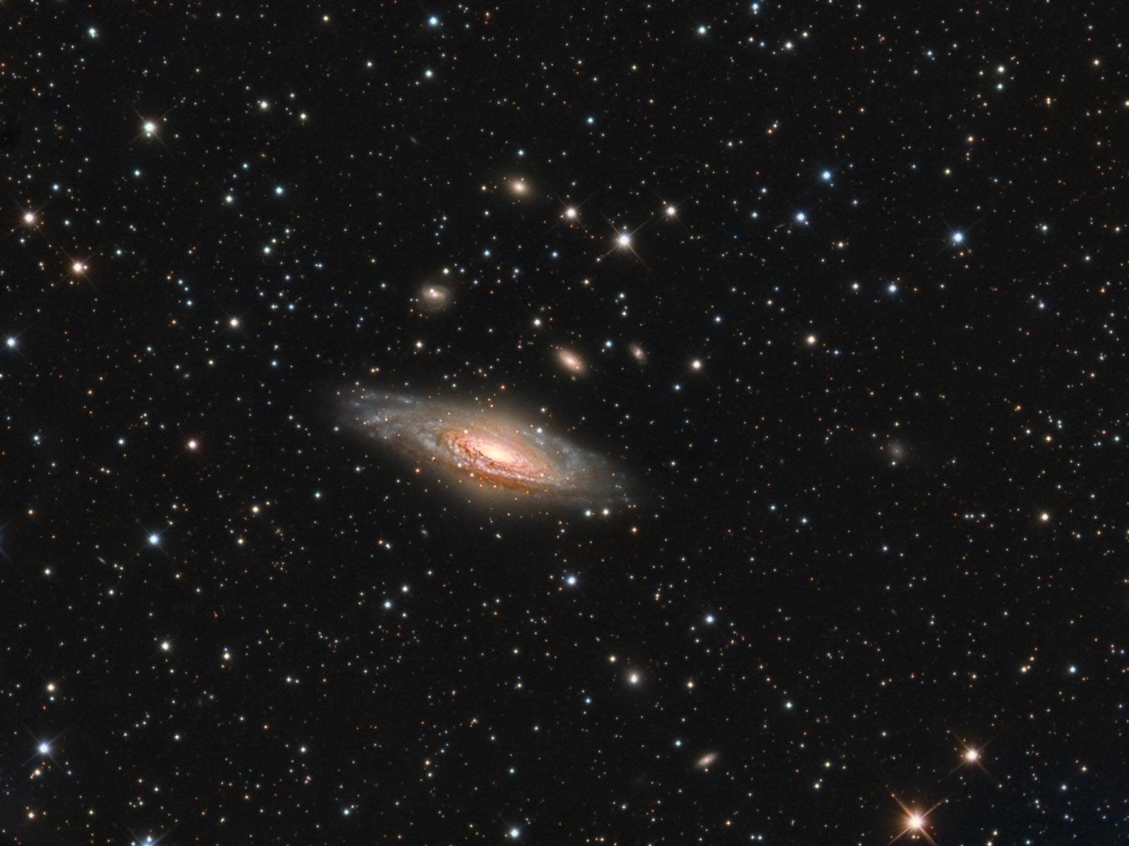 NGC 7331 Deer Lick groep Astrosib RC250 f6 QHY9