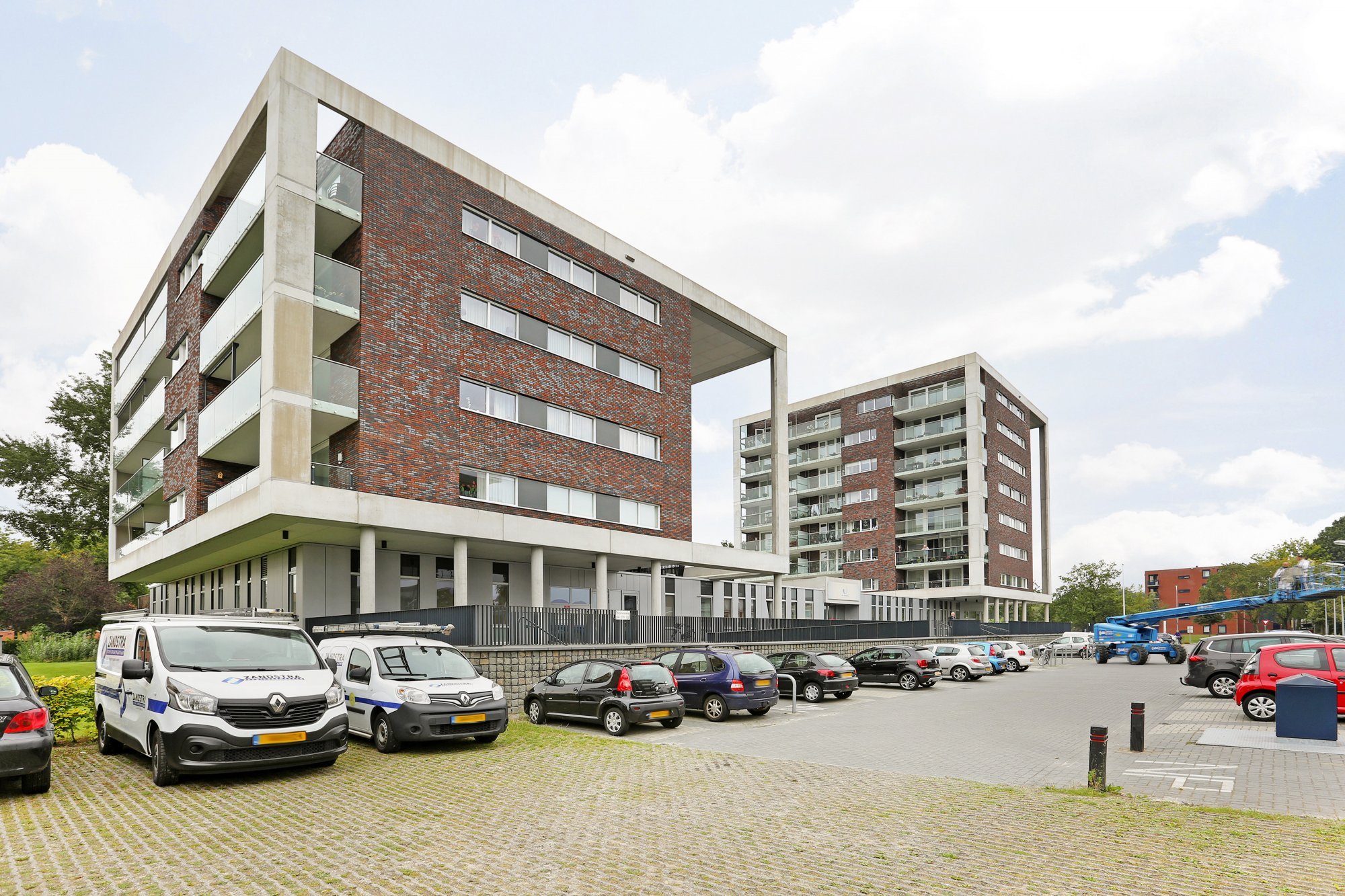 Op de 2e verdieping van het appartementencomplex de Blokwieke gelegen appartement met een woonoppervlakte van 96 m².