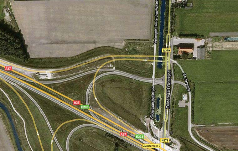 Stichting RAVON 2 MATERIAAL EN METHODE 2.1 Plangebied Het onderzoeksgebied bevindt zich langs de A37 ter hoogte van afrit 7 Zwartemeer.