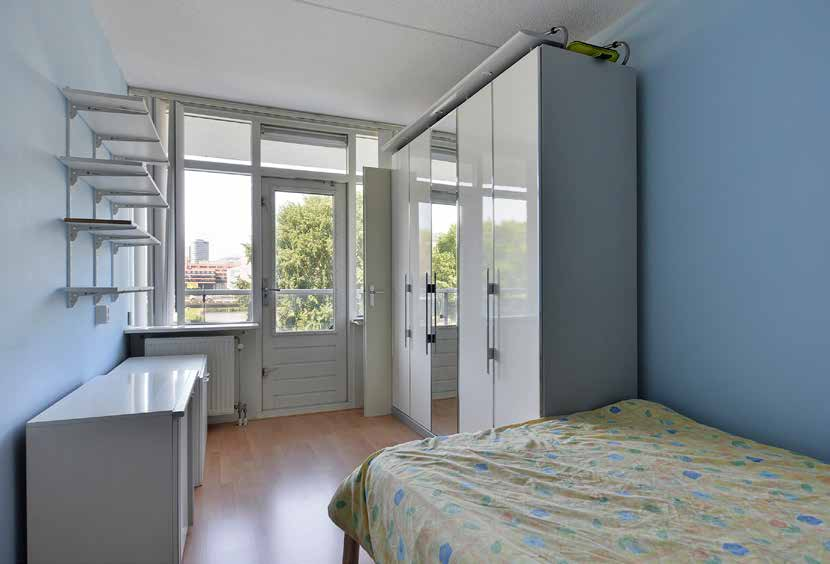 ruime slaapkamers met toegang tot balkon Slaapkamer aan voorzijde 11 m2.