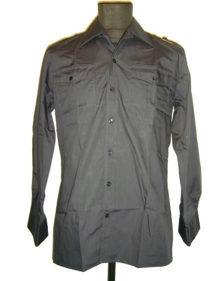 Hemden: heren en dames Navy Winterhemd lange mouw 240gr 100% Katoen winterhemd met lange mouwen, 2 borstzakken, knopen aan manchetten, bavet aan hals 100 % katoen 240 gr/m² 37-38 t.e.m. 47-48 IIJ