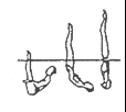 9 Thrust (thrust) - Vanuit een gehoekte houding achterover met de benen loodrecht op de waterspiegel wordt een snelle opwaartse beweging gemaakt.