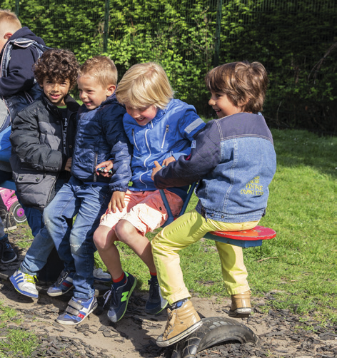 VERANDEREN EN VERBETEREN Het schoolteam werkt voortdurend aan verbetering en vernieuwing van het onderwijs.