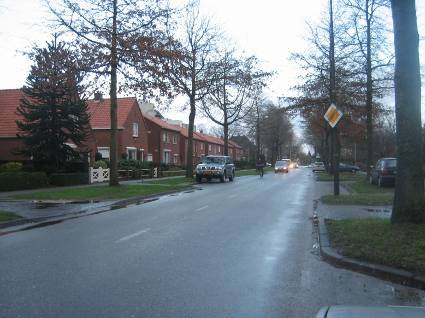 Wegvak Prinses Beatrixstraat, Markelo Snelheidsregime 5 sknelpunt en ontbreken van fietspaden Inrichten als erftoegangsweg (3 km/h) of aanleg fietspaden Inrichten als erftoegangsweg (3 km/h) met