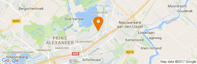 Woning op kaart Buurtinformatie In Rotterdam Nesselande geniet u op een bankje aan de boulevard van een heerlijk vers ijsje.
