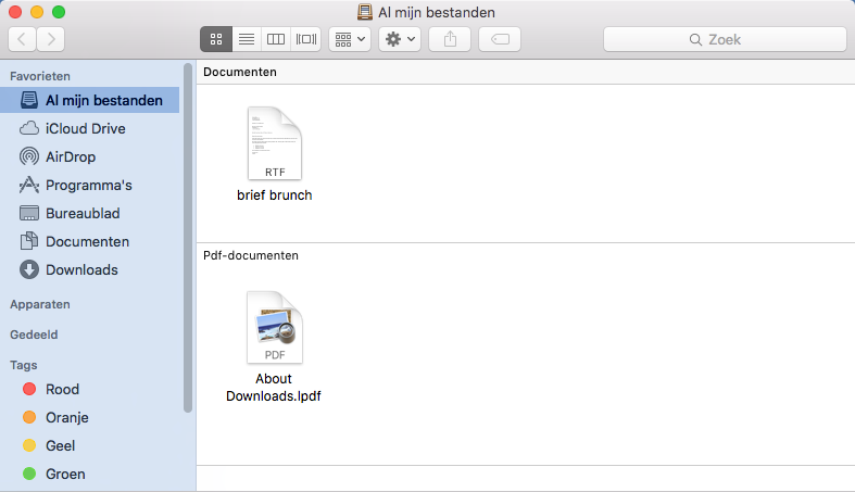 62 Mac OS X El Capitan 3.1 Finder openen Het programma Finder heeft een vaste plaats in het Dock. Het is het enige programma dat altijd actief is. Er staat altijd een stip onder het pictogram.