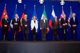 Iran Iran: Verordening 267/2012 http://www.vlaanderen.be/int/europese-sancties-ten-aanzienvan-iran (geconsolideerde versie) In grote lijnen: Wapenembargo nog steeds van kracht Catch all!