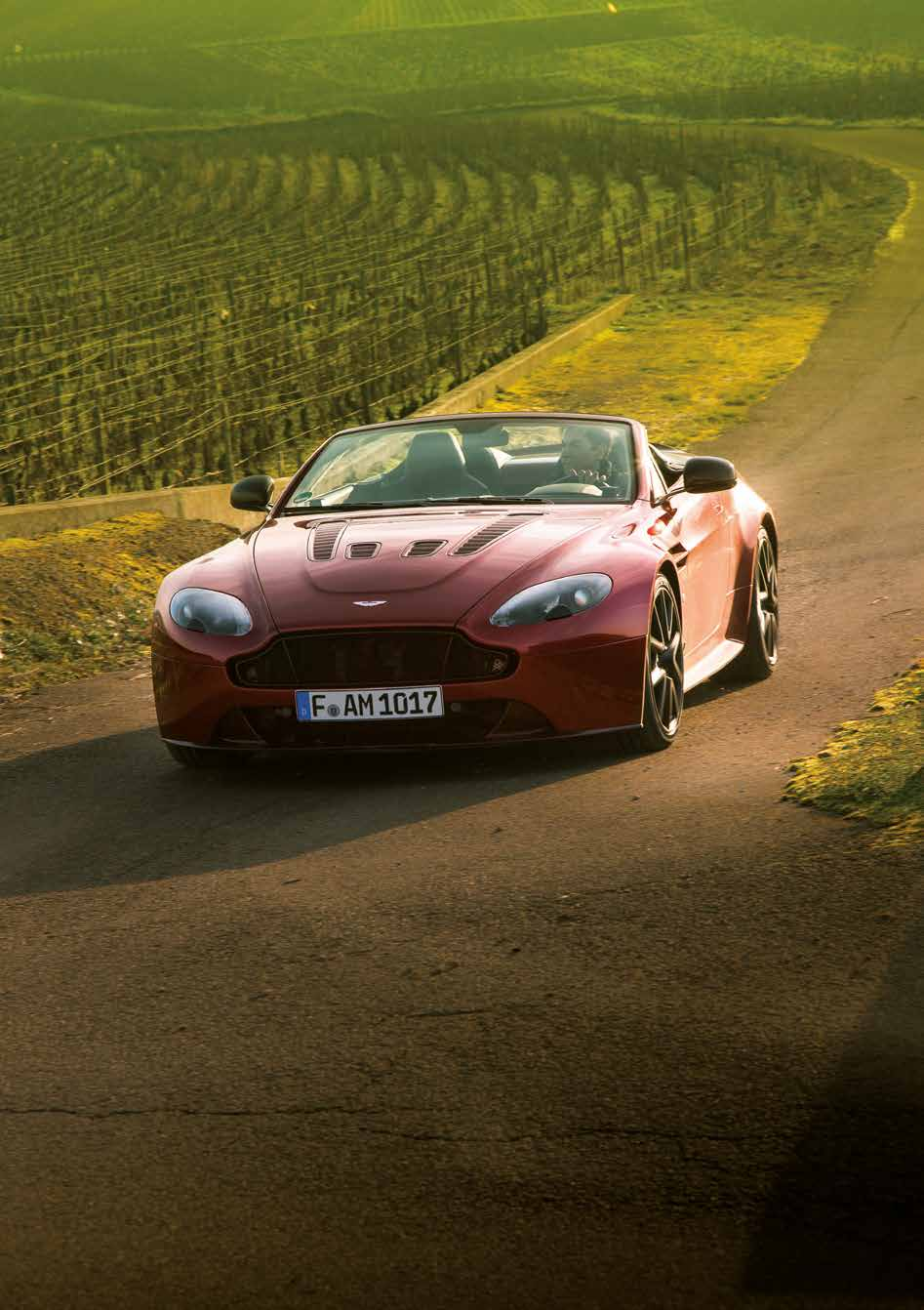 Encadrée Imprimer-Aston Martin V12 Vantage GT3 supercar Photo Poster art voiture