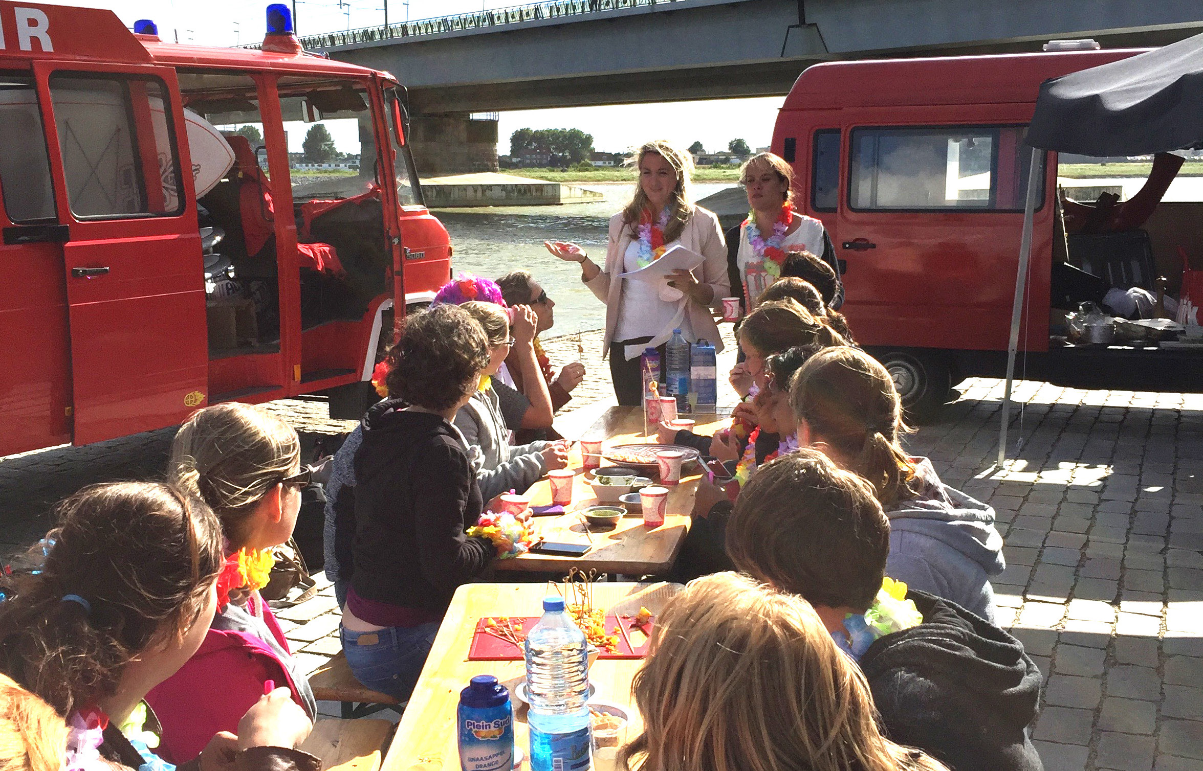 Allround watersportcentrum: Beachclub SUP&SURF Nijmegen Een watersportcentrum zou klein kunnen starten maar zou op termijn kunnen uitgroeien naar een volwaardig buitensportcentrum.