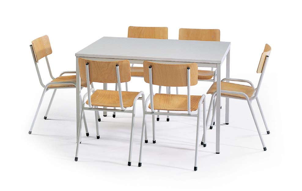 Tafel-stoel combinaties Bestaande uit: 1 tafel lengte: breedte: hoogte: 800 800 750 4 stoelen serie ECO breedte: 475 diepte: 535 hoogte: 815 zitbreedte: 420 zithoogte: 440 zitdiepte: 400 Set met 4
