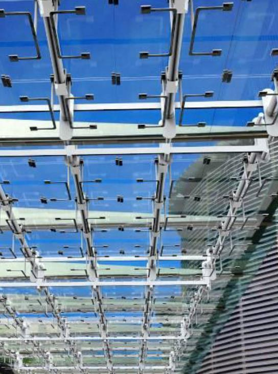 79. TEZG214006 Building Integrated Concentrator PV (BICPV) Het doel van het project is om een esthetisch transparant gevel- en daksysteem met geïntegreerde, zonnevolgende geconcentreerde