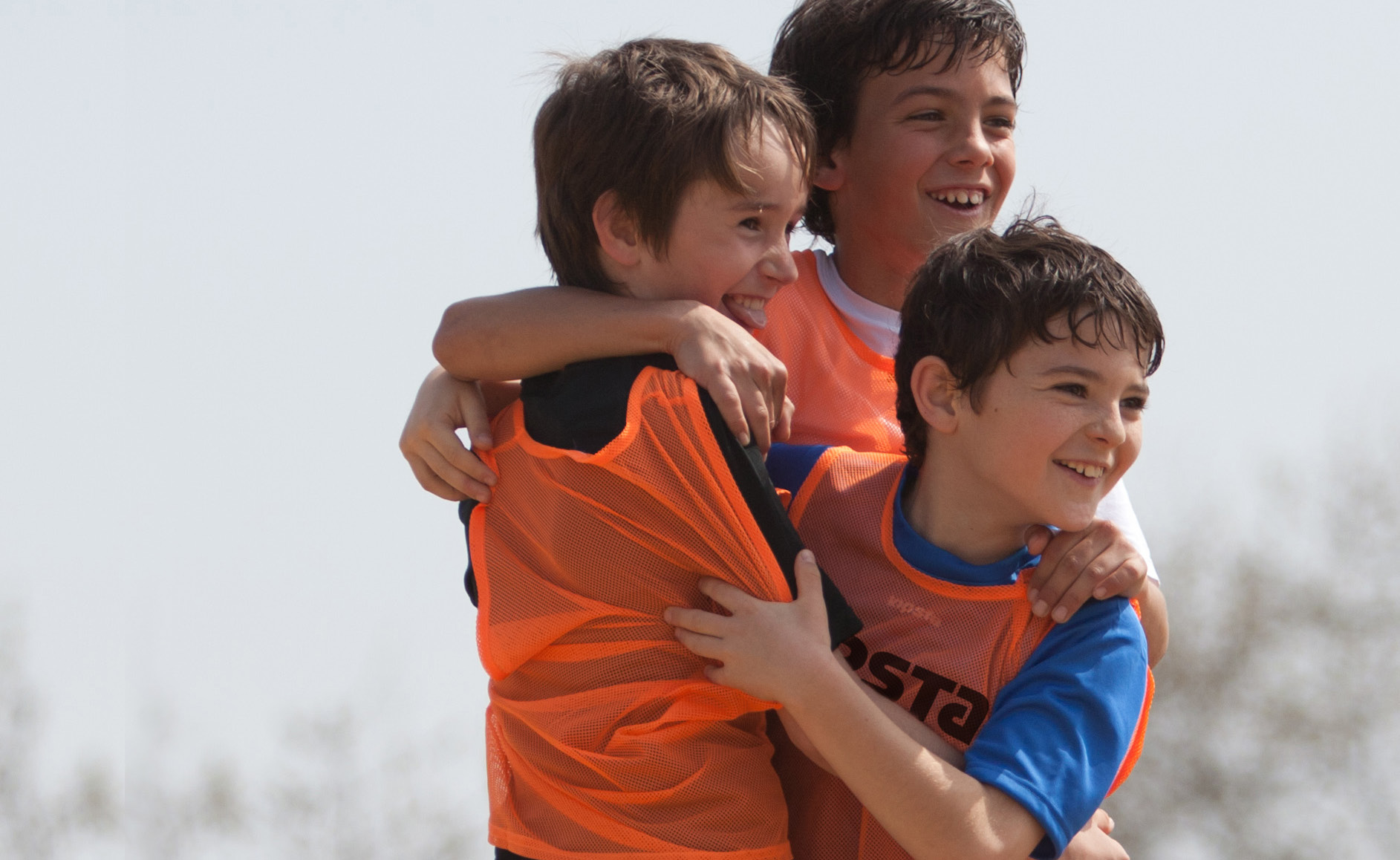 Het merk Kipsta is het teamsportmerk van het Oxylane-net dat verschillende teamsporten omvat zoals voetbal, basketbal, rugby,