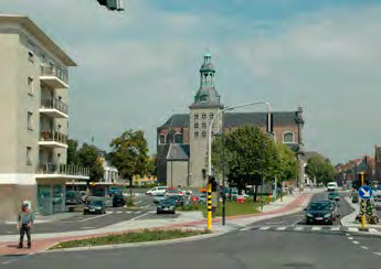 1. nabijheid van spoor, gewestweg en rivier 2.